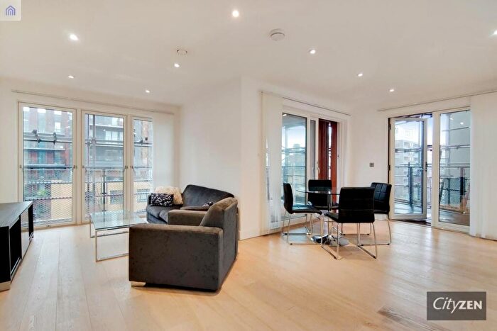 2 Bedroom Flat To Rent In The Cube Building, - Wenlock Road, Shoreditch, N1