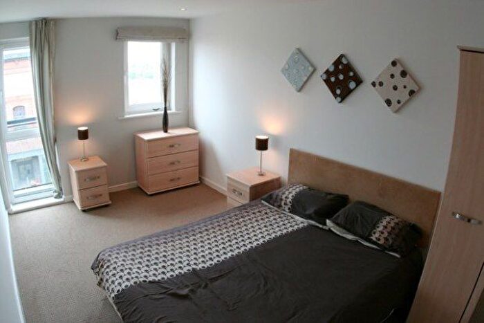 2 Bedroom Flat To Rent In Central Way, Warrington, WA2
