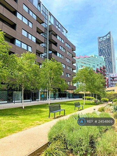 2 Bedroom Flat To Rent In Amelia Street, London, SE17