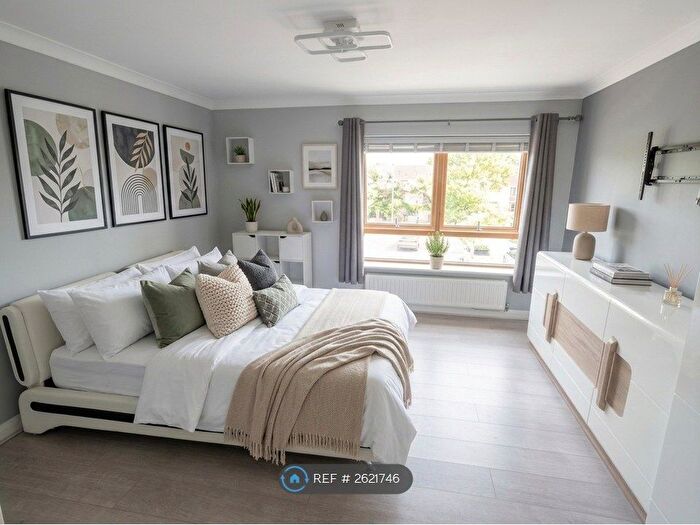 2 Bedroom Flat To Rent In Hening Avenue, Ipswich, IP3