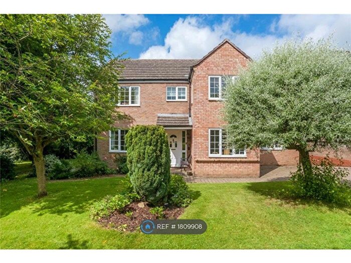 4 Bedroom Detached House To Rent In Holliers Crescent, Middle Barton, Chipping Norton, OX7