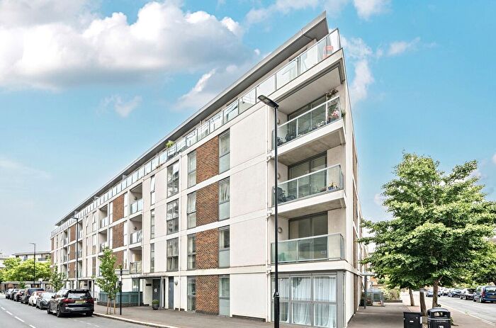2 Bedroom Flat For Sale In Sir Walter Raleigh Court, Banning Street, Greenwich, SE10