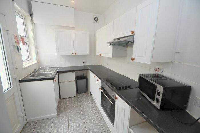 5 Bedroom Terraced House To Rent In Tregenver Road, Falmouth, TR11