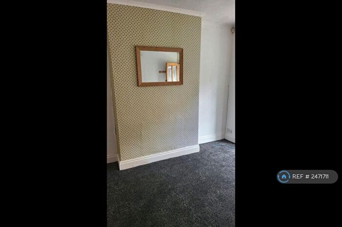 2 Bedroom Terraced House To Rent In Newsfield Avenue, Hull, HU5