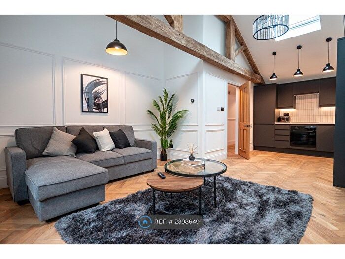 2 Bedroom Flat To Rent In Vicar Lane, Leeds, LS1