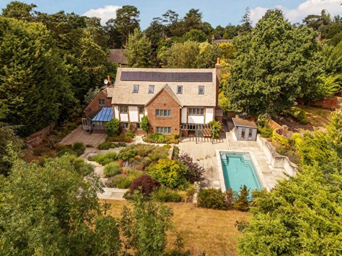 6 Bedroom Detached House To Rent In Fairfield Park, Cobham, KT11