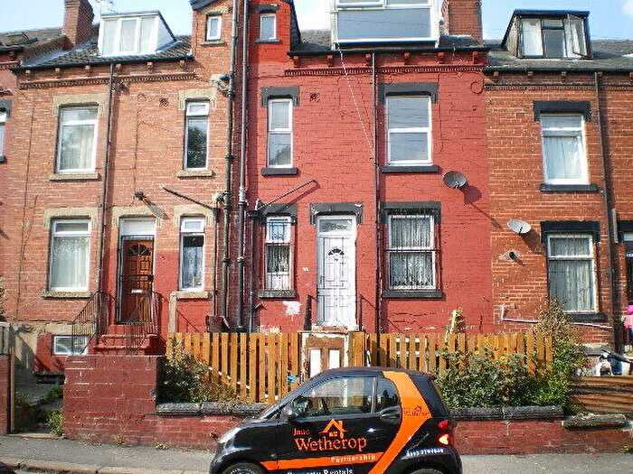 2 Bedroom Terraced House To Rent In Belvedere Avenue, Leeds, West Yorkshire, LS11