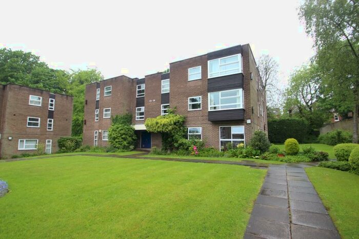 2 Bedroom Flat To Rent In Robinwood Court, Roundhay, Leeds, LS8