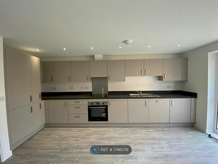 3 Bedroom Terraced House To Rent In Thimble Crescent, Wallington, SM6