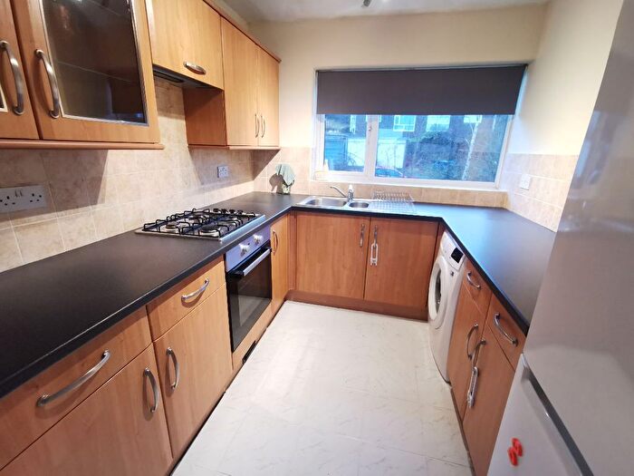 2 Bedroom Flat To Rent In Combe Drive, Newcastle Upon Tyne, NE15