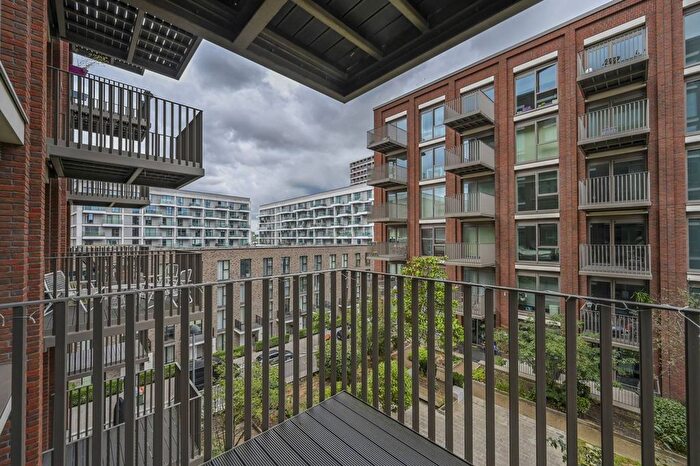 1 Bedroom Flat For Sale In Pendant Court, Silvertown, London, E16