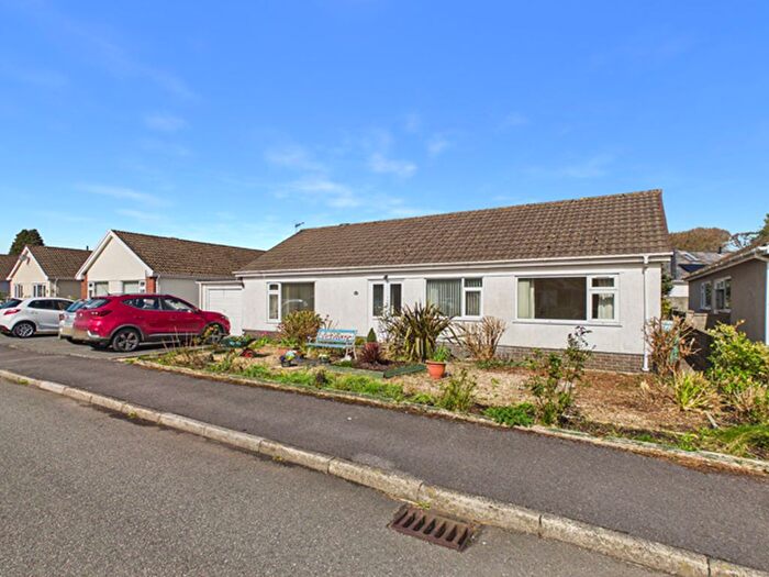 3 Bedroom Detached Bungalow For Sale In Cilddewi Park, Johnstown, Carmarthen, SA31