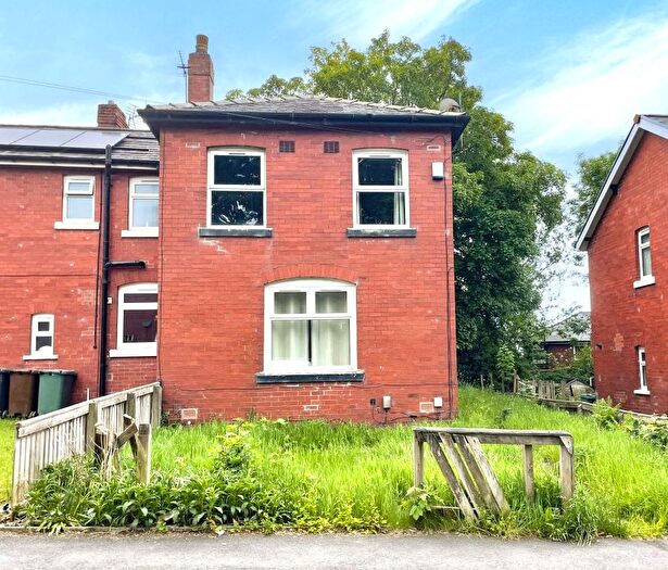 3 Bedroom End Terrace House For Sale In Thrush Drive, Bury, BL9