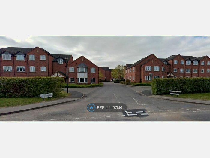 2 Bedroom Flat To Rent In Brookfield Court, Alcester, CV37