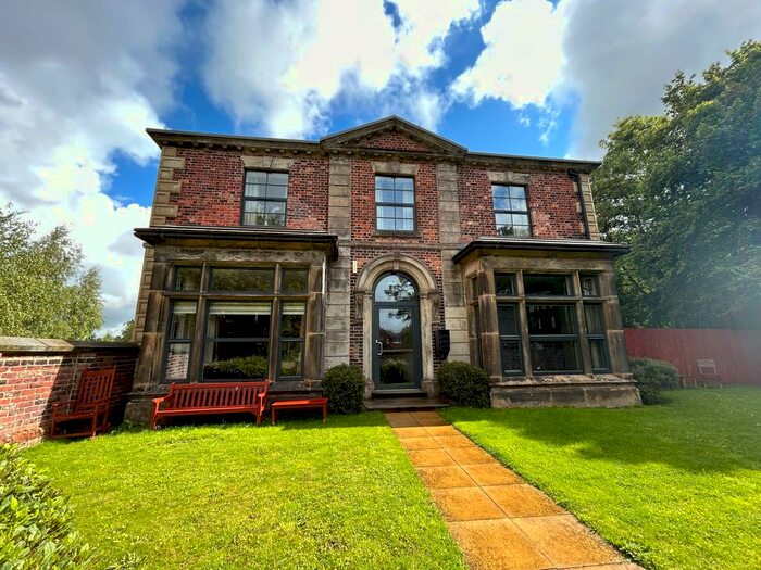 2 Bedroom Flat To Rent In Mill Lane, Ormskirk, L40