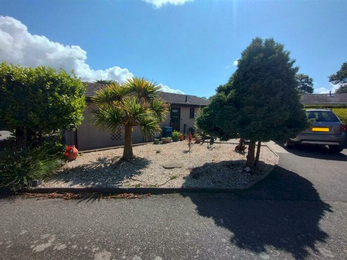 2 Bedroom House For Sale In The Pines, Penmon, Beaumaris, LL58