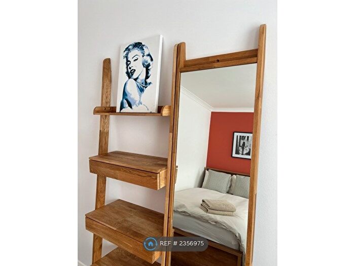 2 Bedroom Flat To Rent In Brooksbys Walk, London, E9