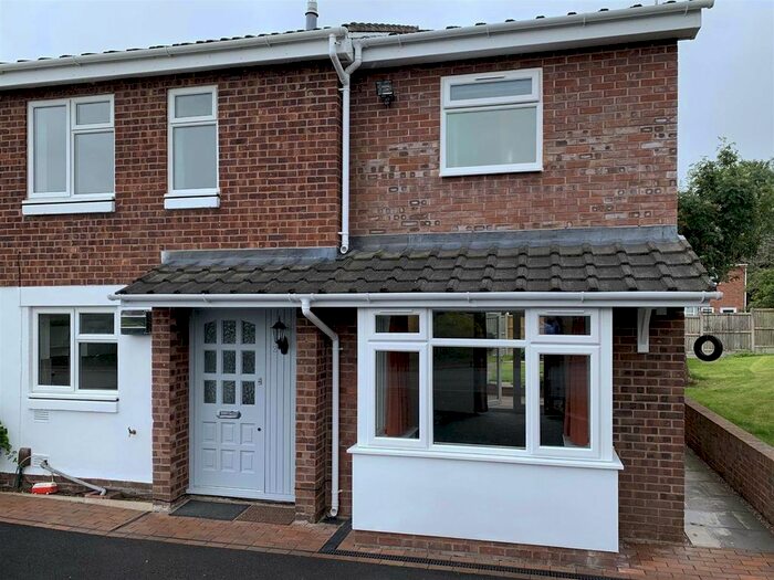 3 Bedroom Semi-Detached House To Rent In Newlands Close, Stone, ST15