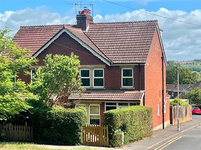 4 Bedroom Semi-Detached House For Sale In Downton Road, Salisbury, SP2