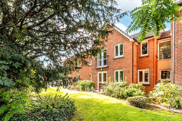 1 Bedroom Apartment For Sale In Rymans Court, Didcot, Oxfordshire, OX11