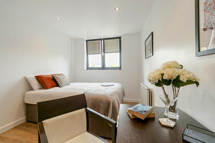 Studio To Rent In The Quarters, Kilburn NW6