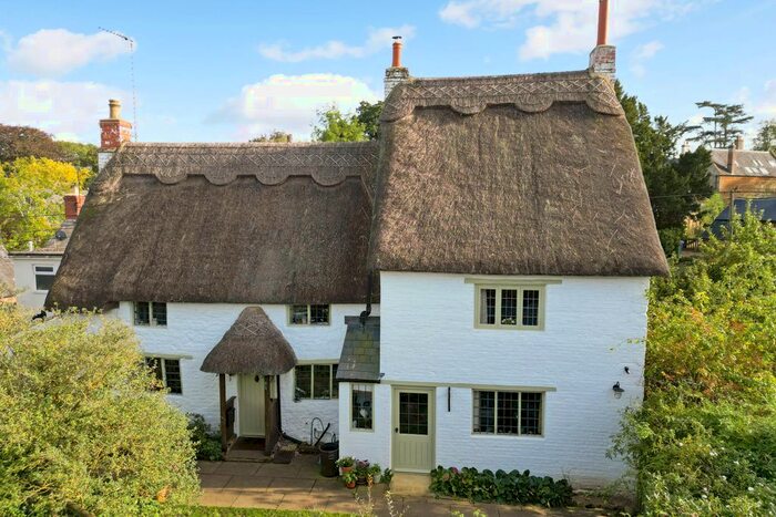 3 Bedroom Detached House For Sale In Moreton Pinkney, Daventry, NN11