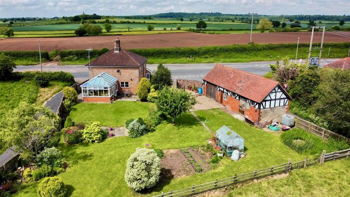 3 Bedroom Detached House For Sale In Main Road, Minsterworth, Gloucester, GL2