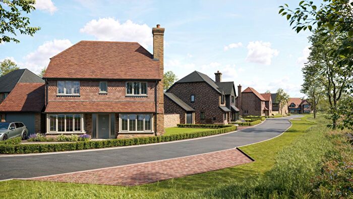 4 Bedroom Detached House For Sale In View Road, Cliffe Woods, ME8