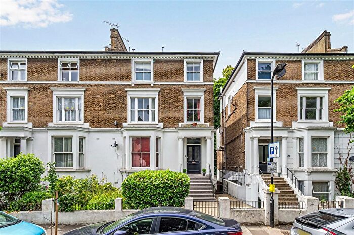 2 Bedroom Flat For Sale In Windsor Road, W5