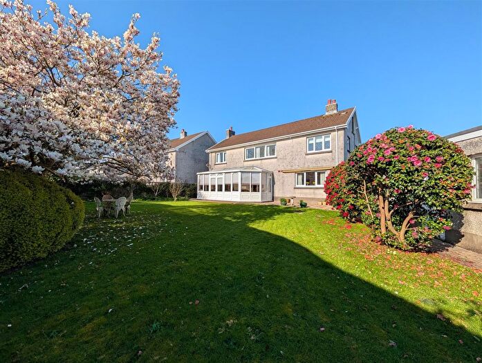4 Bedroom Detached House For Sale In Nant-Yr-Arian, Carmarthen, SA31
