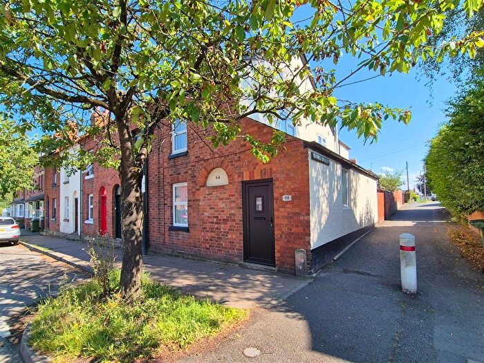 3 Bedroom End Of Terrace House For Sale In Etnam Street, Leominster, Herefordshire, HR6