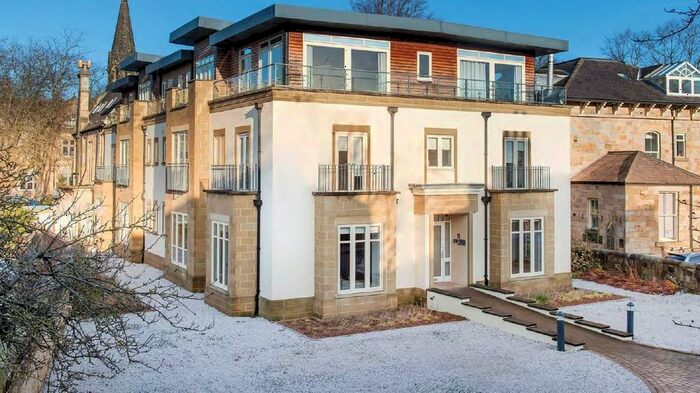 2 Bedroom Flat To Rent In South Park Road, Harrogate, HG1