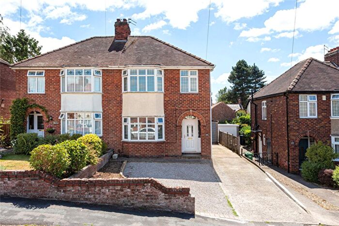 3 Bedroom Semi Detached House For Sale In Rosedale Avenue, York, North Yorkshire, YO26