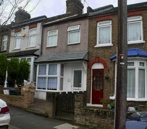 1 Bedroom Flat To Rent In Netley Road, Ilford, IG2