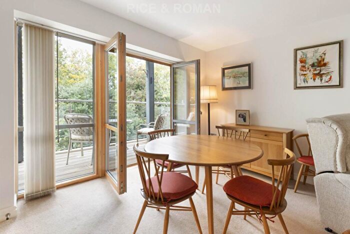 2 Bedroom Retirement Property For Sale In Austin Place, Weybridge, KT13