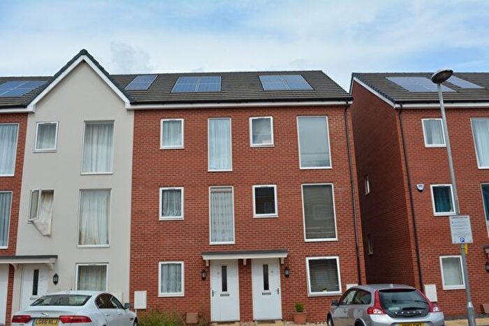 3 Bedroom Town House To Rent In To Let Bedroom Town House, New Build, Swh, MK42