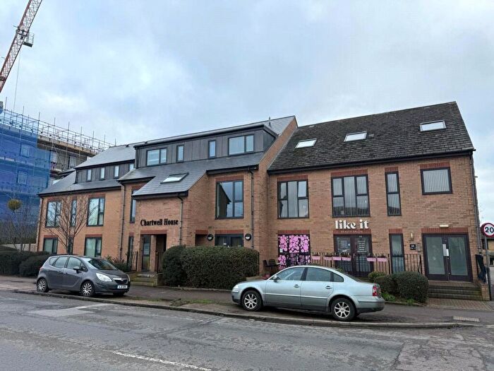 Apartment To Rent In Newmarket Road, Cambridge, Cambridgeshire, CB5