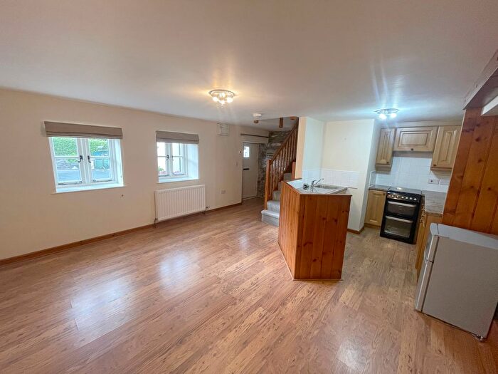 1 Bedroom Mews To Rent In Royal Oak Mews, Lampeter, SA48