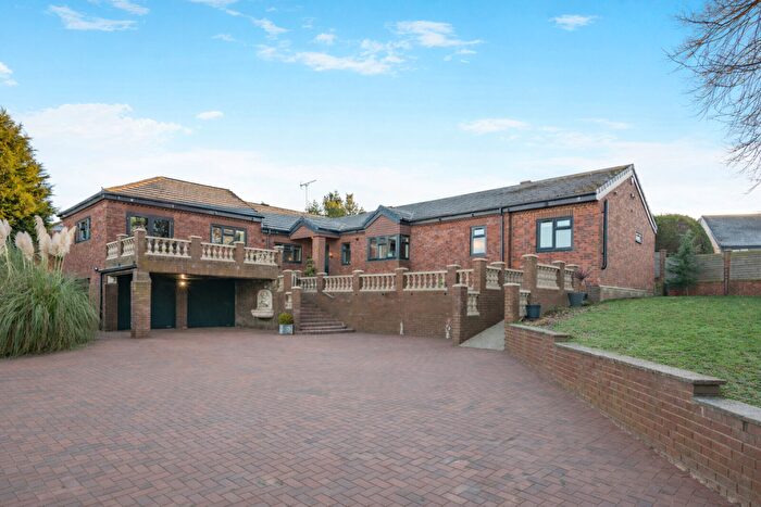 4 Bedroom Detached House For Sale In Fitzwilliam Street, Swinton, S64