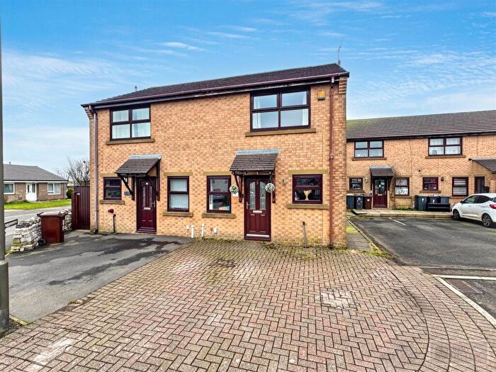 2 Bedroom Semi Detached House For Sale In Thorn Close, Fairfield, Buxton, SK17