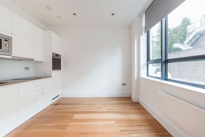 1 Bedroom Flat To Rent In Burrell Road, Haywards Heath, RH16