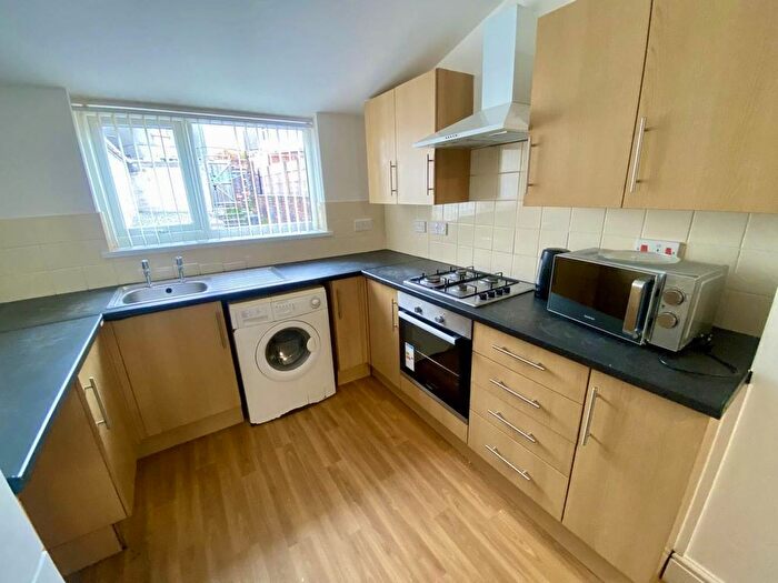 5 Bedroom Property To Rent In Rhyddings Terrace, Brynmill, Swansea, SA2