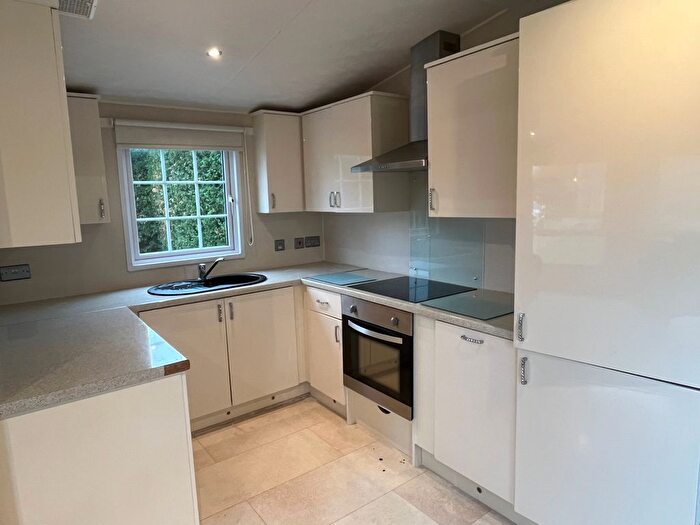 2 Bedroom Property To Rent In Hall Villa Lane, Doncaster, DN5