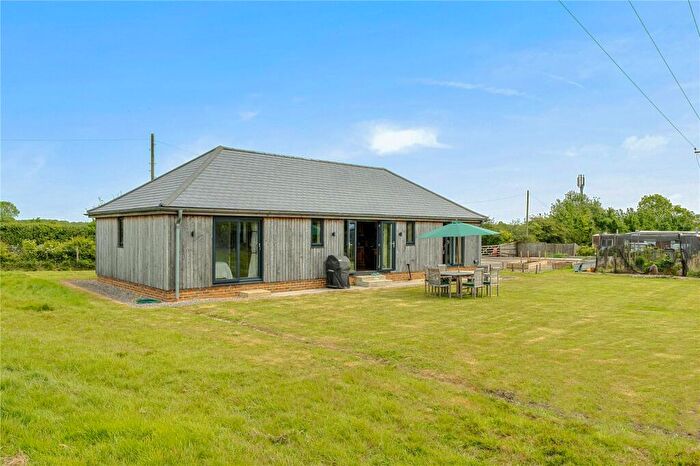 3 Bedroom Bungalow For Sale In Thornwell Road, Wilmington, BN26