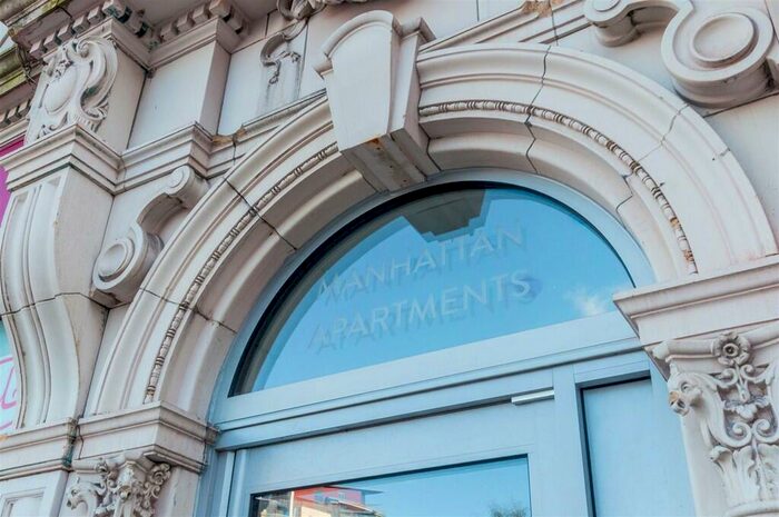 1 Bedroom Apartment To Rent In - New York Street, Leeds City Centre, LS2