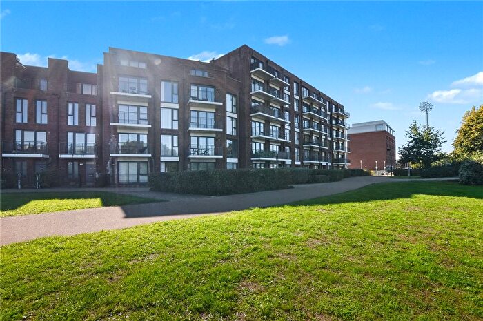 2 Bedroom Flat For Sale In Waters Edge, Youngman Place, Taunton, Somerset, TA1