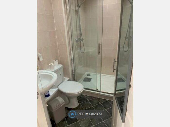 Studio To Rent In Clarkegrove Road, Sheffield, S10