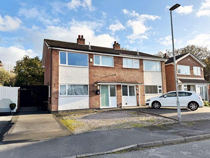 3 Bedroom Semi Detached House For Sale In Strathmore Close, Coalville, LE67