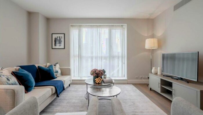 2 Bedroom Flat To Rent In Westferry Circus, London, E14