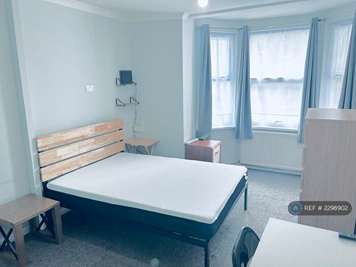 Studio To Rent In Southampton Street, Reading, RG1